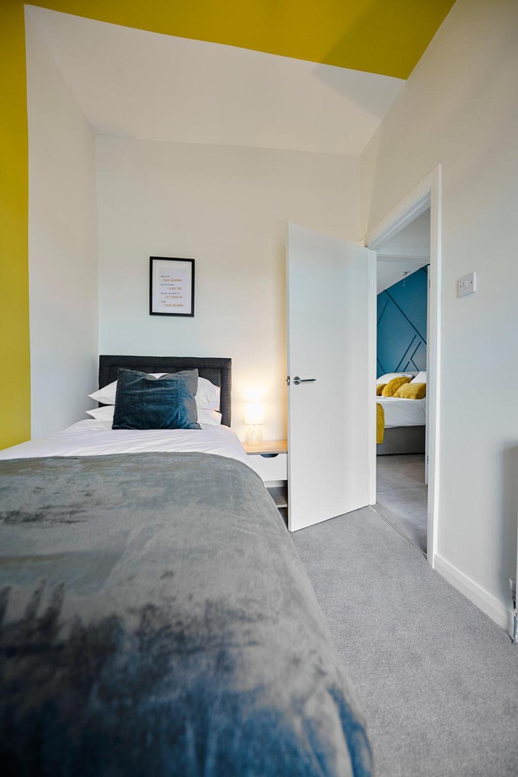 Lomax Street Apartment Great Harwood Bagian luar foto